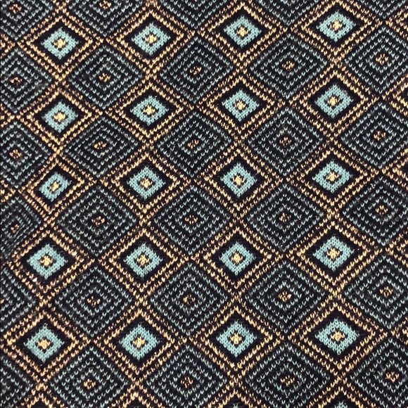 Day trip light weight sweater - Picture 2 of 4